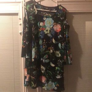 Long smock swing cold shoulder blouse